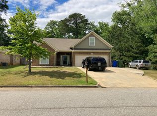 8049 Garrett Pines Dr, Midland, GA 31820