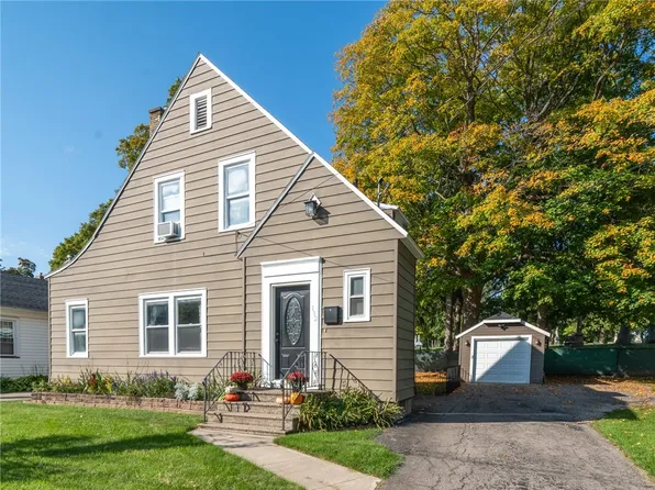 112 Sherman Pkwy, Newark, NY 14513