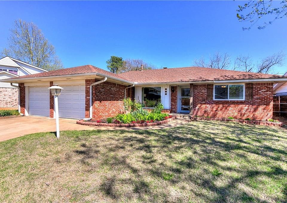 1st image of 122 Brookside Dr