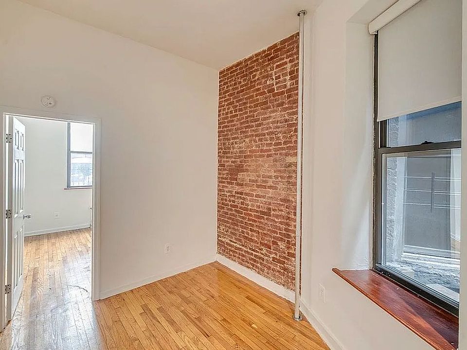 1st image of 318 E 34th St APT 1D