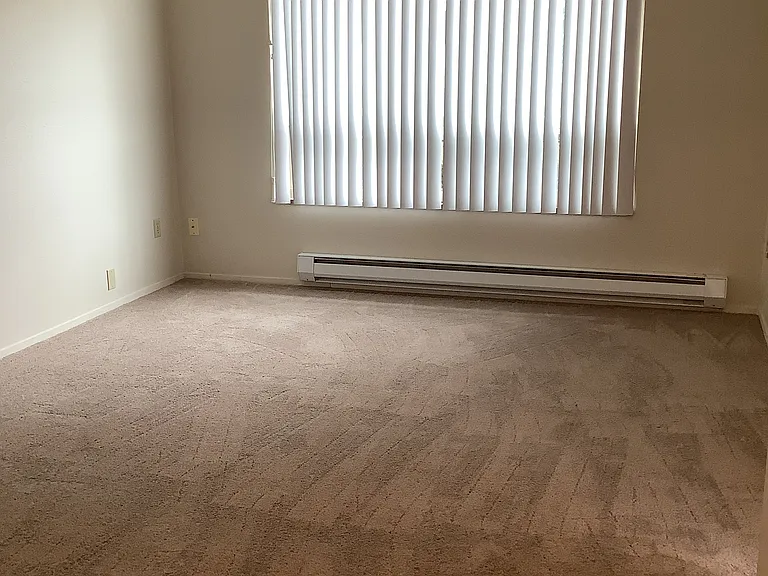 2360 Yale Ave E #2 — Photo 8