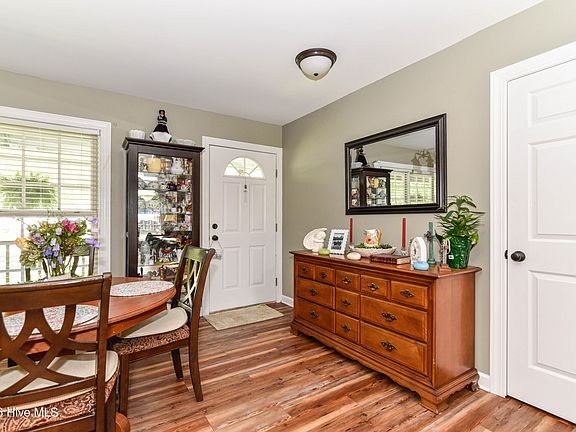4th image of 346 Hollis Drive