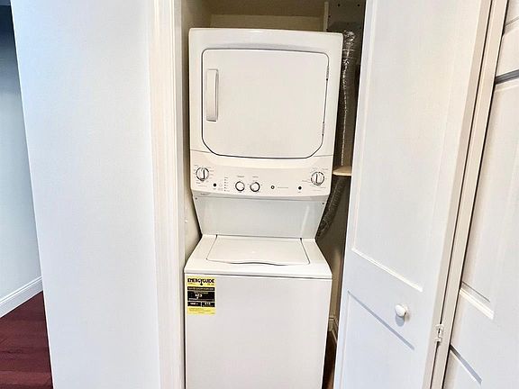 3rd image of 19-80 Starr Street #1D