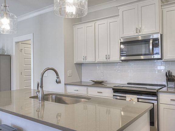 4th image of 1030 Paddock Park Cir