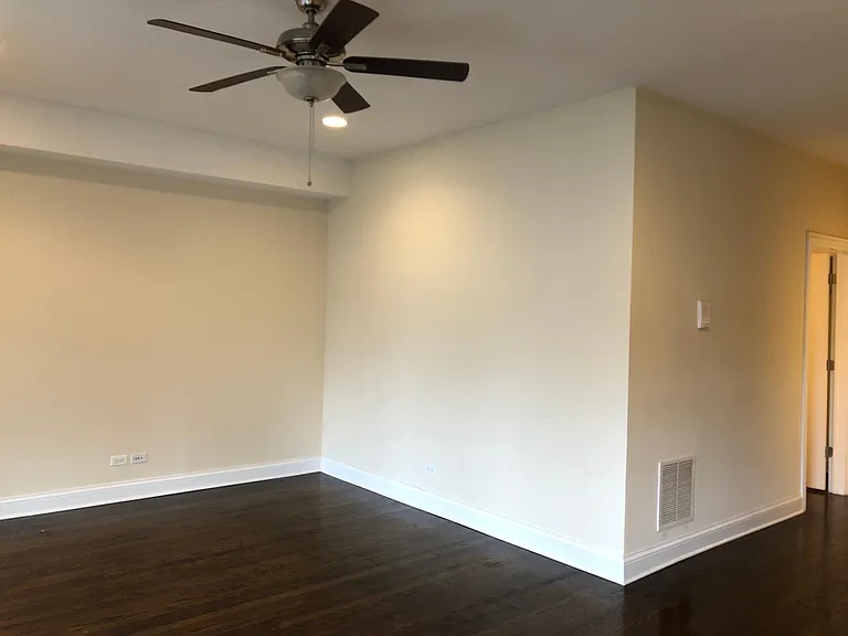 3711 N Wilton Ave #2 — Photo 10