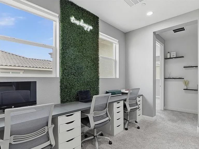 2562 Millburn Ave — Photo 25
