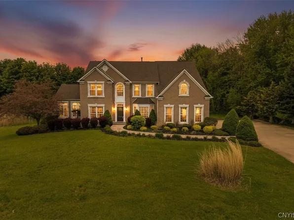 7638 Haylage Cir, Baldwinsville, NY 13027