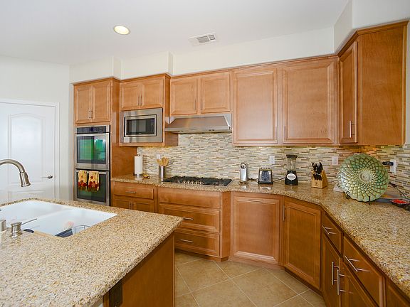 4th image of 12491 Olive Ln