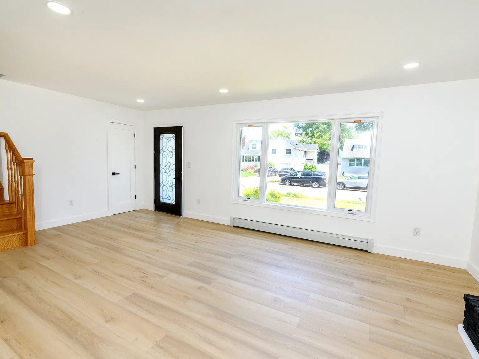 4 bed, 1611 sqft, $5,200 — Photo 3