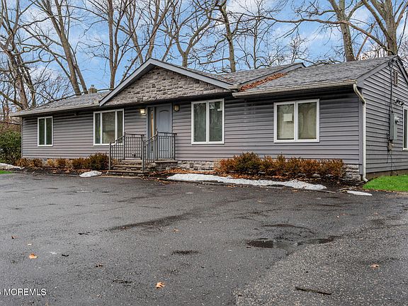 2nd image of 435 E County Line Road