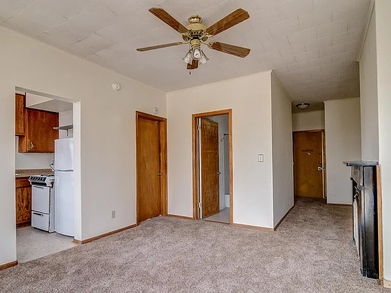 409 Ashland Ave #5 — Photo 3