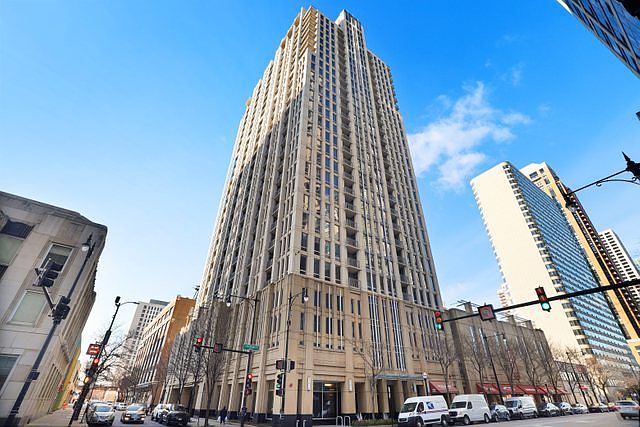 1st image of 1250 S Michigan Ave APT 1807