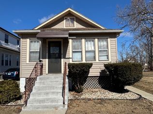 522 Frances St, Phoenix, IL 60426