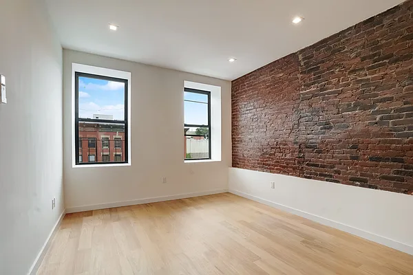 Rented by Bond New York | media 1