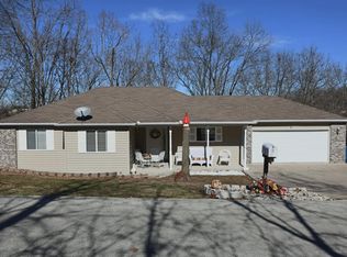 9 Raven Oak Rd, Kimberling City, MO 65686