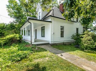 662 Academy St, Canton, NC 28716