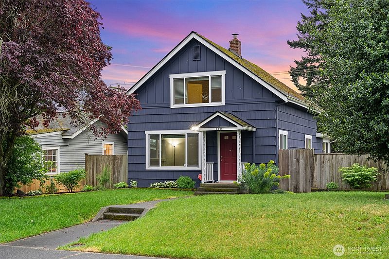 2nd image of 918 Maple Street