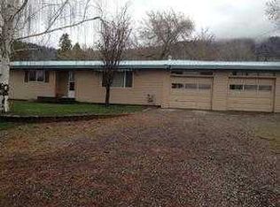 3737 Pine Grove Rd, Klamath Falls, OR 97603