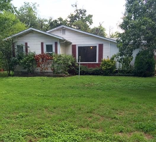 1st image of 317 Shoreline Dr N