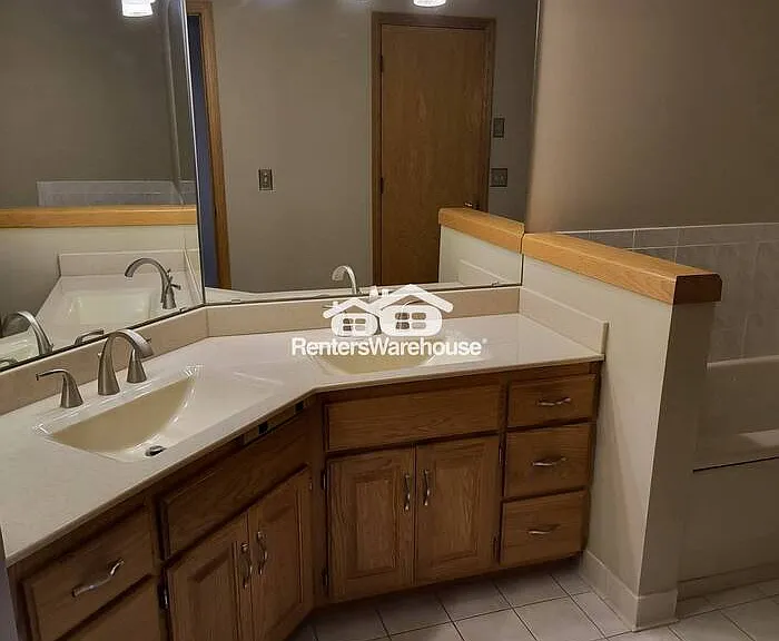 9012 Glen Edin Ln — Photo 22