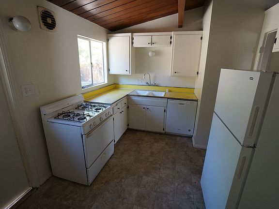 3rd image of 5714 Baja Dr