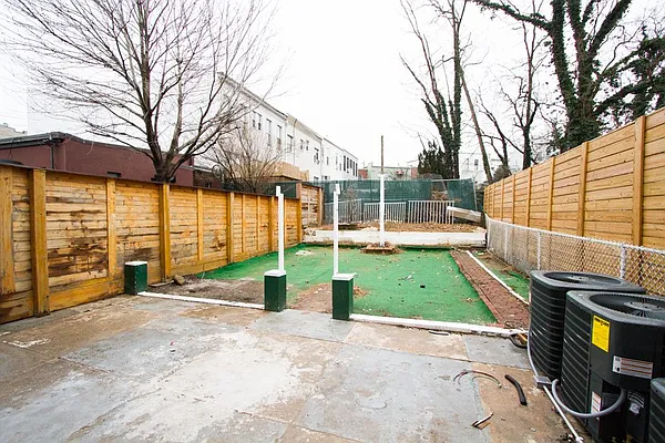 Rented by TheRealEstateCompany.com LLC | media 10