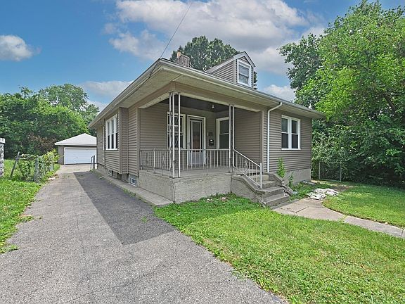 2nd image of 4912 Ash St