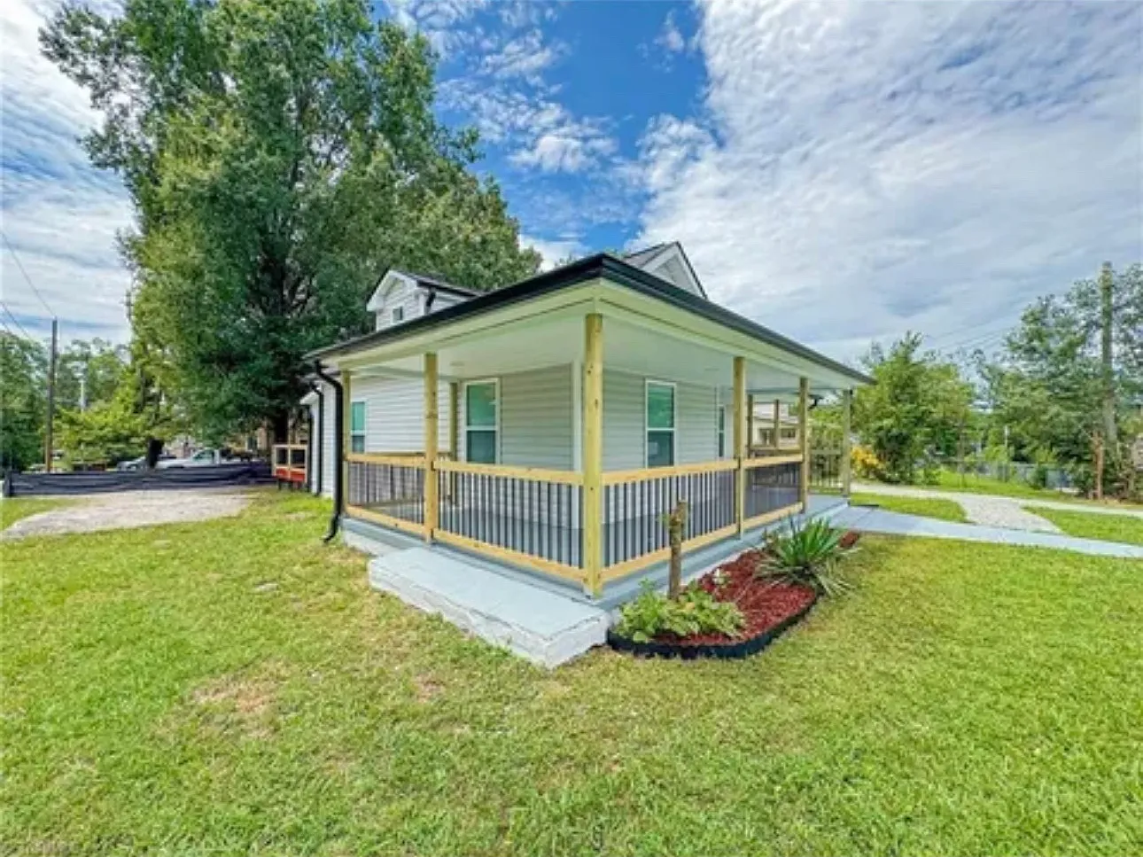 3 bed, 1277 sqft, $1,500 — Photo 3