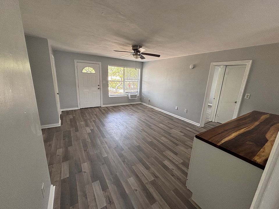 1st image of 1520 17th Ave N APT 201