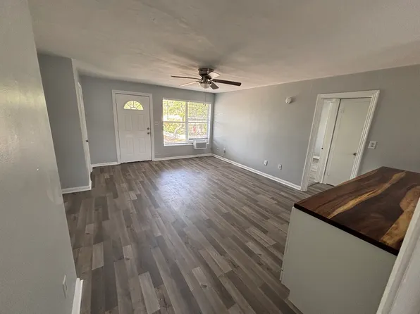 1520 17th Ave N APT 201, Saint Petersburg, FL 33704