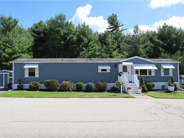 31 Sherwood Valley Ln, Coventry, RI 02816