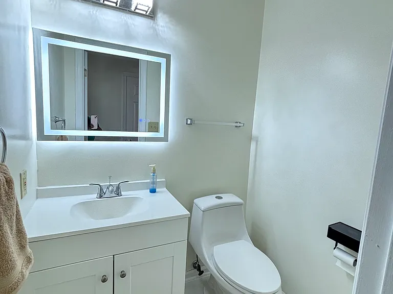 54 Corwin Cir — Photo 6