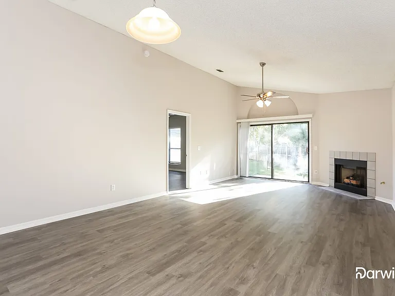 2878 Lantana Lakes Dr W — Photo 7