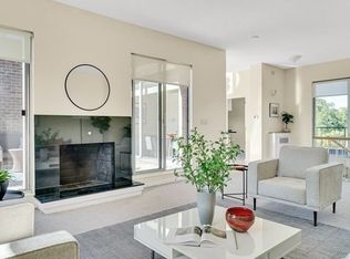 99 Pond Ave, Brookline, MA 02445