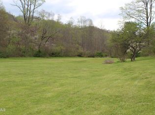 4598-4550 Reeds Creek Rd, Keokee, VA 24265