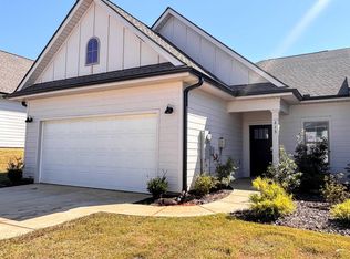 215 Paca Ln, Huntsville, AL 35811