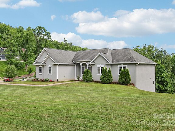 2nd image of 150 Baton Ln