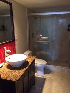 345 Ocean Dr APT 709, Miami Beach, FL, 33139