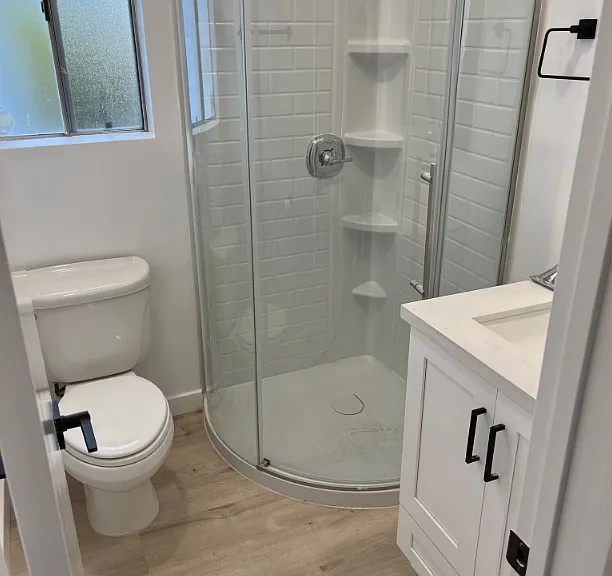 7600 Goddard Ave — Photo 8