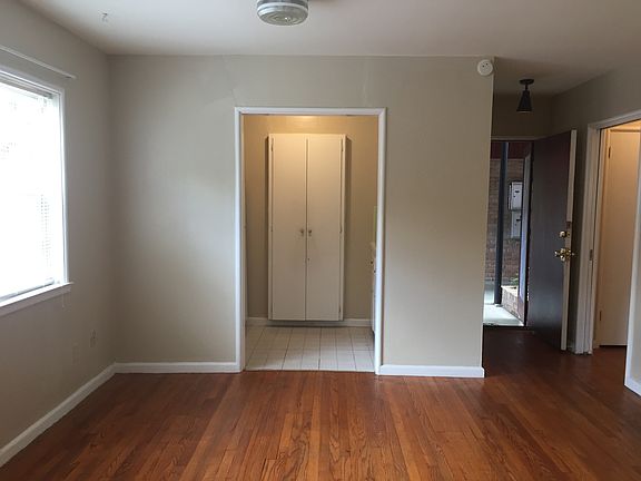 4th image of 2228 Bellefontaine St APT 1
