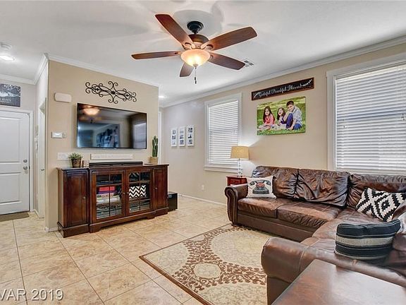 5th image of 9417 Sweetwood Ave
