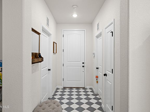 5th image of 6541 Toivoa Pl