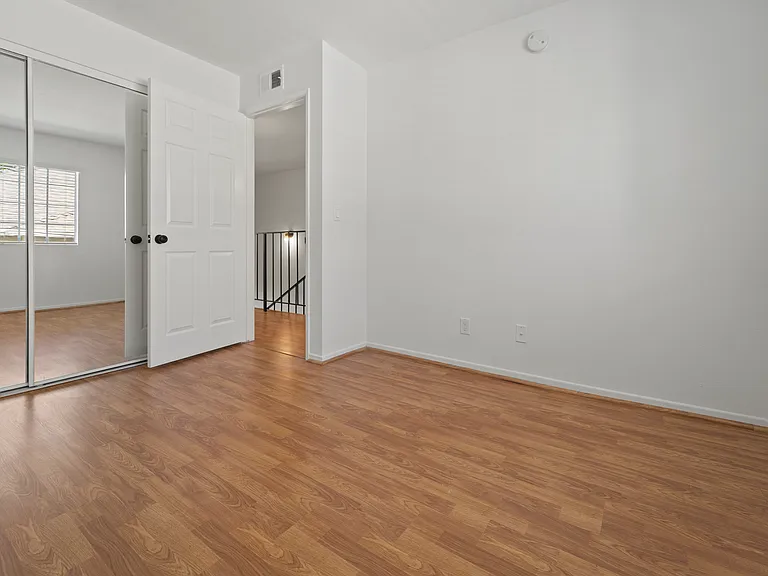 10615 Woodbridge St #103 — Photo 13