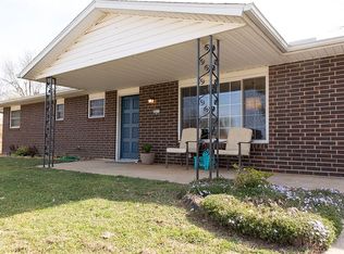 2211 Evelyn St, Springdale, AR 72762