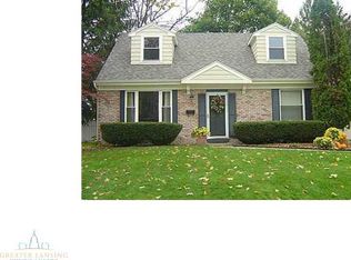 2401 Kerry St, Lansing, MI 48912