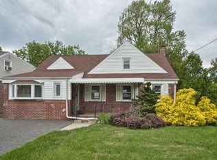 24-15 Watkins Ave #1X, Fair Lawn, NJ 07410