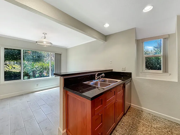 8503 Villa La Jolla Dr #J — Photo 8