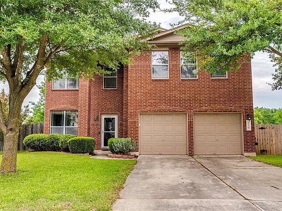 2nd image of 220 Lucky Clover Ln
