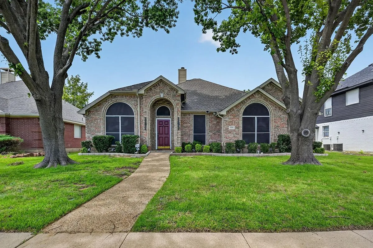 4 bed, 2.0 bath, 2185 sqft, $3,750 — Photo 1