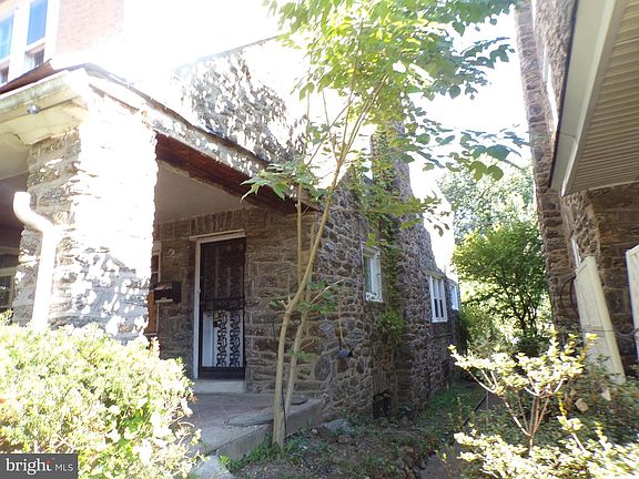 3rd image of 5125 Newhall St